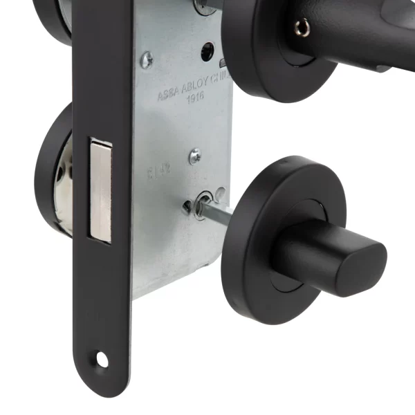 143920_22 CERR. EMB. MILANO BLACK B-40 BAÑO NEG. CJ-AP POLI